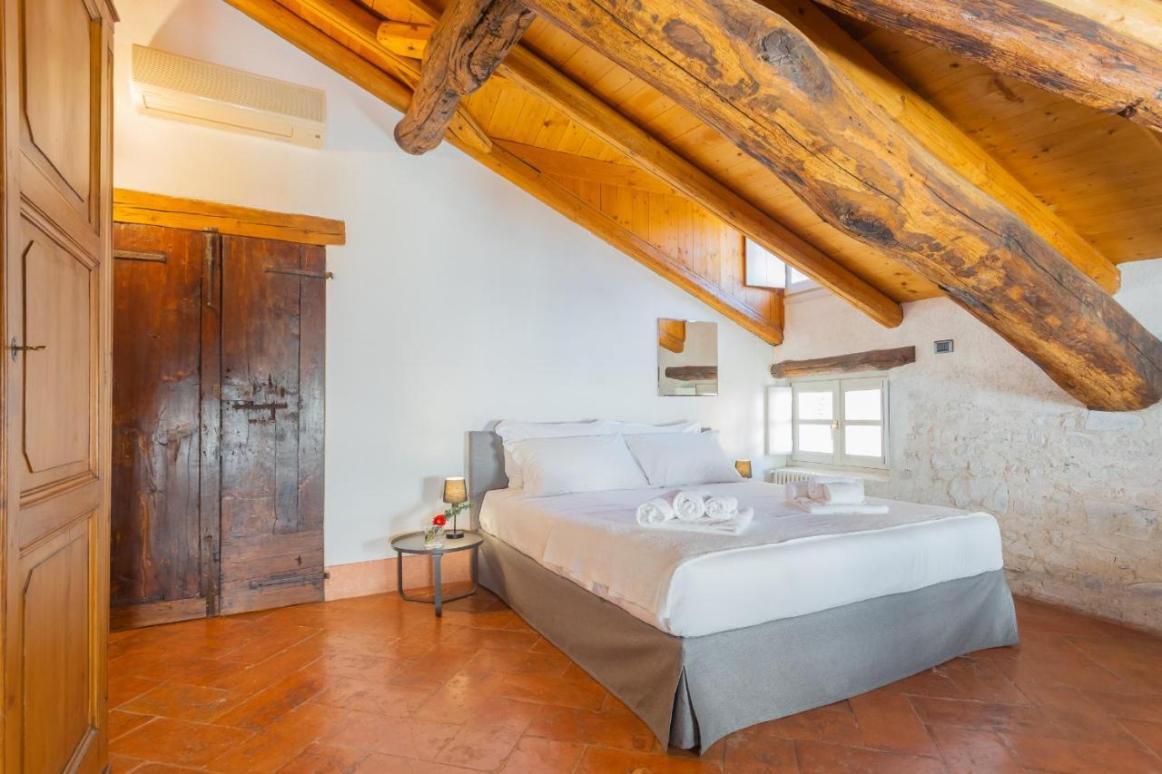 Antiche Mura Como By Rent All Комо Экстерьер фото
