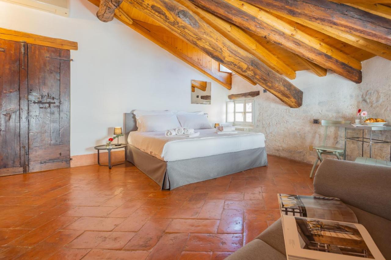 Antiche Mura Como By Rent All Комо Экстерьер фото